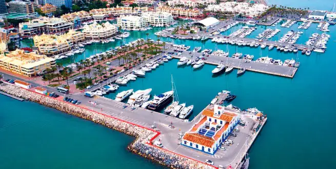 Puerto Marina Benalmádena – luxe jachthaven met boten en restaurants